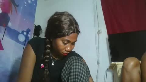 Snapshot of drasomaralda chatting on 11/10/25, 11:53 drasomaralda online show from 11/10/25, 11:53