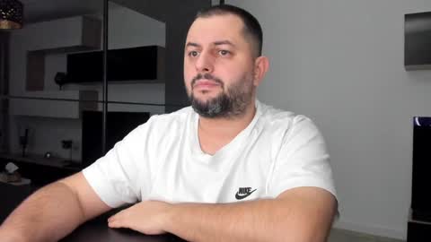 Snapshot of draven_a chatting on 01/14/25, 04:29 Draven A online show from 01/14/25, 04:29