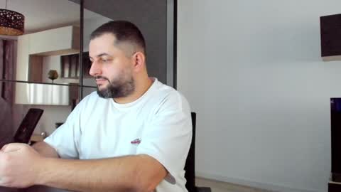 Snapshot of draven_a chatting on 01/26/25, 01:58 Draven A online show from 01/26/25, 01:58