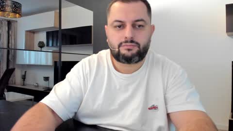 Snapshot of draven_a chatting on 01/27/25, 06:41 Draven A online show from 01/27/25, 06:41