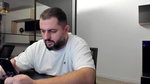 Snapshot of draven_a chatting on 01/30/25, 04:13 Draven A online show from 01/30/25, 04:13