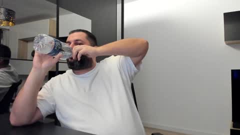 Snapshot of draven_a chatting on 02/03/25, 05:14 Draven A online show from 02/03/25, 05:14