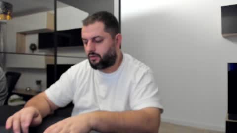 Snapshot of draven_a chatting on 02/04/25, 05:10 Draven A online show from 02/04/25, 05:10