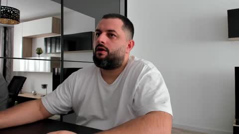 Snapshot of draven_a chatting on 02/11/25, 09:31 Draven A online show from 02/11/25, 09:31