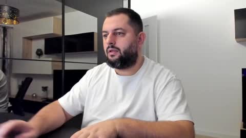 Snapshot of draven_a chatting on 02/15/25, 04:36 Draven A online show from 02/15/25, 04:36