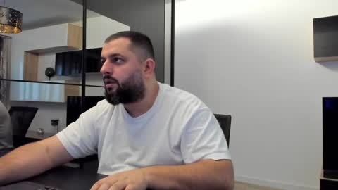 Snapshot of draven_a chatting on 02/25/25, 03:38 Draven A online show from 02/25/25, 03:38