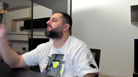 Snapshot of draven_a chatting on 03/04/25, 02:27 Draven A online show from 03/04/25, 02:27