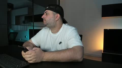 Snapshot of dravenpeak chatting on 06/09/26, 02:56 DravenPeak online show from 06/09/26, 02:56