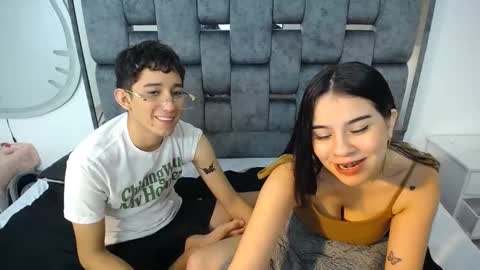 Snapshot of dravith_and_valery chatting on 02/18/25, 03:10 -- nicolle and jhon -- online show from 02/18/25, 03:10