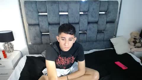 -- nicolle and jhon -- online show from 02/27/25, 05:13