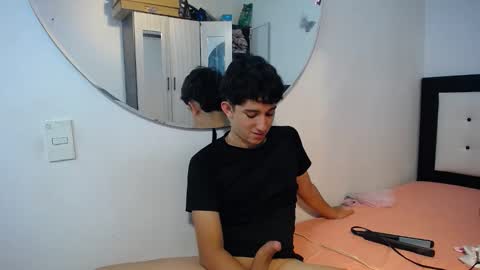 Snapshot of dravith_and_valery chatting on 11/22/25, 06:56 -- nicolle and jhon -- online show from 11/22/25, 06:56