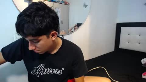 Snapshot of dravith_and_valery chatting on 11/27/25, 06:37 -- nicolle and jhon -- online show from 11/27/25, 06:37