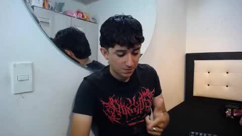 -- nicolle and jhon -- online show from 02/02/26, 11:53