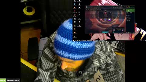 Snapshot of drawingcock chatting on 01/02/25, 04:13 drawingcock online show from 01/02/25, 04:13