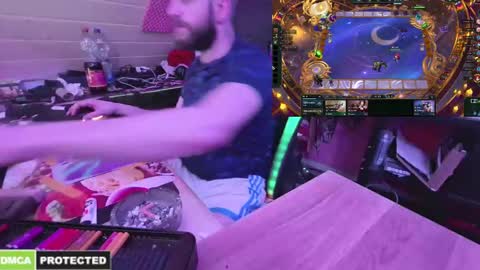 Snapshot of drawingcock chatting on 01/21/25, 07:06 drawingcock online show from 01/21/25, 07:06