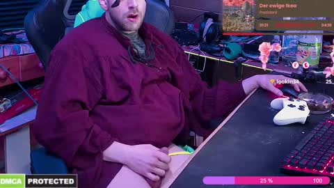 Snapshot of drawingcock chatting on 02/10/25, 11:46 drawingcock online show from 02/10/25, 11:46