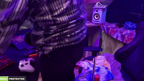 Snapshot of drawingcock chatting on 02/20/25, 12:41 drawingcock online show from 02/20/25, 12:41