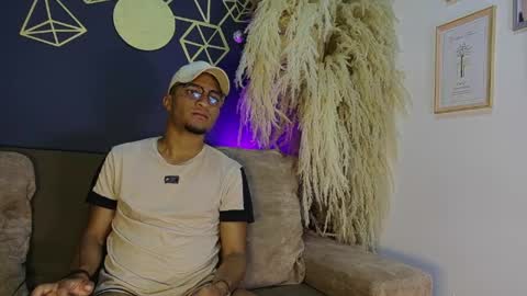 Snapshot of drayk_x chatting on 04/24/26, 01:57 drayk_x online show from 04/24/26, 01:57