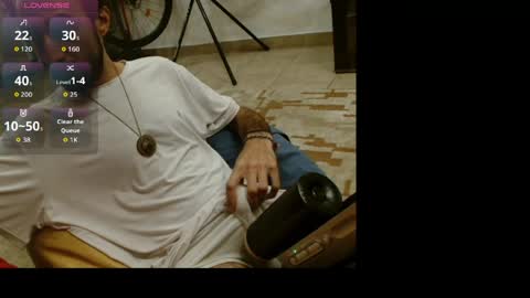 Snapshot of dread1990 chatting on 06/07/26, 01:43 new profile Aircum99 online show from 06/07/26, 01:43