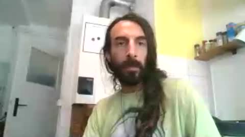 Snapshot of dread1990 chatting on 07/21/26, 12:29 new profile Aircum99 online show from 07/21/26, 12:29