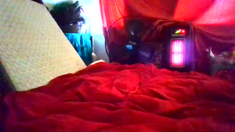Snapshot of dreadedchefloxxx chatting on 04/02/26, 11:24 DreadedChefLoXXX online show from 04/02/26, 11:24