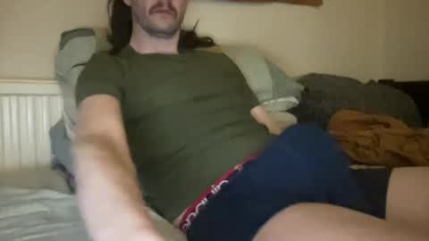 Snapshot of dreadloook chatting on 05/10/26, 01:33 Dreads online show from 05/10/26, 01:33