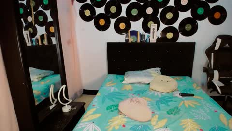 sharon online show from 02/18/26, 08:43