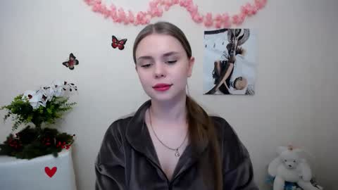 Mari online show from 03/06/26, 08:33