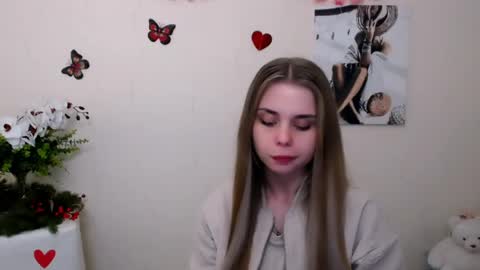 Snapshot of dream_mari chatting on 05/11/26, 07:25 Mari online show from 05/11/26, 07:25