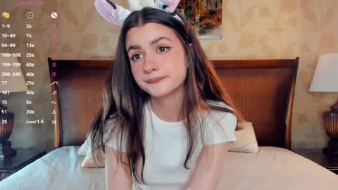 Hi Im Monika Welcome to my room online show from 11/13/25, 09:52