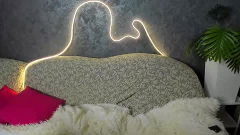 Snapshot of dream_olivia chatting on 03/02/26, 05:08 Olivia online show from 03/02/26, 05:08