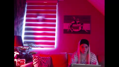 A girl online show from 01/13/25, 08:26