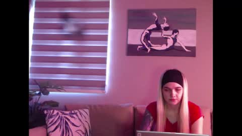 A girl online show from 01/27/25, 08:07