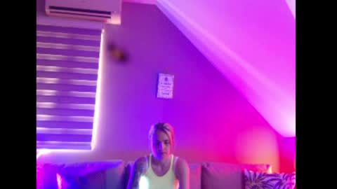 A girl online show from 05/26/26, 07:15