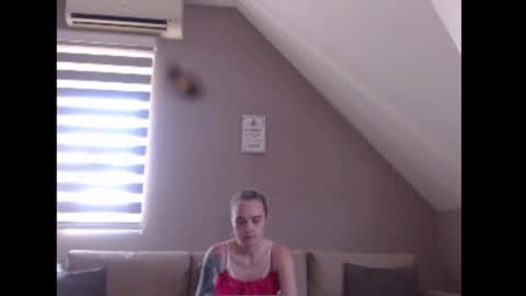 Snapshot of dreamcatcherfantasy chatting on 06/29/26, 07:25 A girl online show from 06/29/26, 07:25