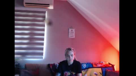 Snapshot of dreamcatcherfantasy chatting on 07/03/26, 07:48 A girl online show from 07/03/26, 07:48