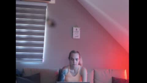 Snapshot of dreamcatcherfantasy chatting on 07/30/26, 07:51 A girl online show from 07/30/26, 07:51
