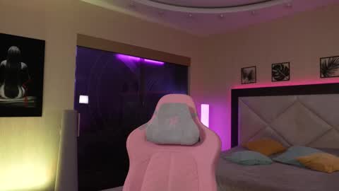 Sarah online show from 09/28/25, 09:31