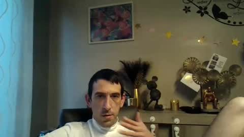 dreamguy38 online show from 01/13/25, 07:54