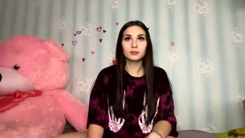 Karina online show from 02/05/25, 01:22