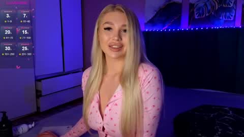 Mila online show from 04/13/26, 04:29