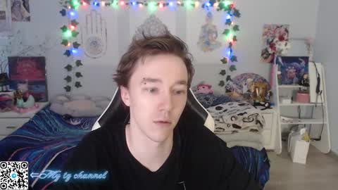 Snapshot of dreammaker_ chatting on 09/19/25, 05:42 Yukichi online show from 09/19/25, 05:42