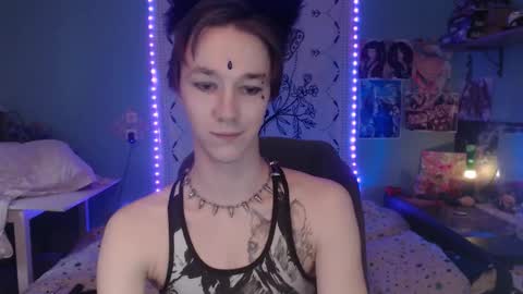 Snapshot of dreammaker_ chatting on 10/09/25, 01:42 Yukichi online show from 10/09/25, 01:42