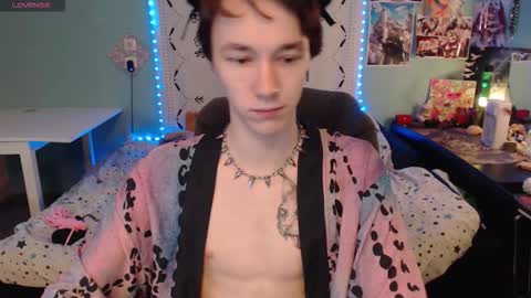 Snapshot of dreammaker_ chatting on 10/13/25, 09:26 Yukichi online show from 10/13/25, 09:26