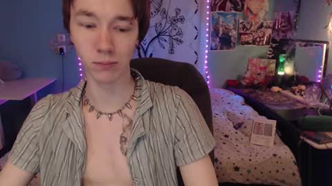 Snapshot of dreammaker_ chatting on 10/14/25, 07:03 Yukichi online show from 10/14/25, 07:03