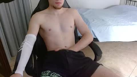 DreamBoy online show from 09/19/25, 02:13