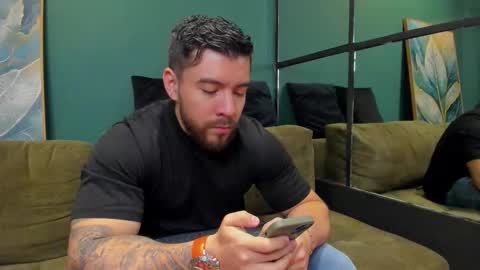 cris online show from 10/03/25, 03:31