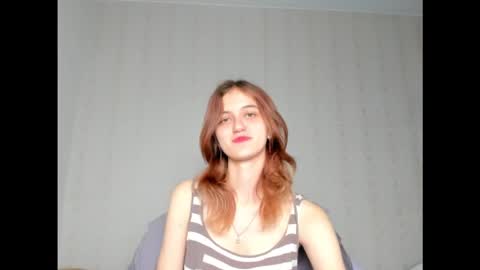 dreamy_pollyyy online show from 10/17/25, 04:31