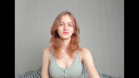 dreamy_pollyyy online show from 10/30/25, 05:02