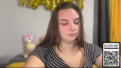 Snapshot of dreamyblushfairy chatting on 09/14/25, 07:18 Mila online show from 09/14/25, 07:18